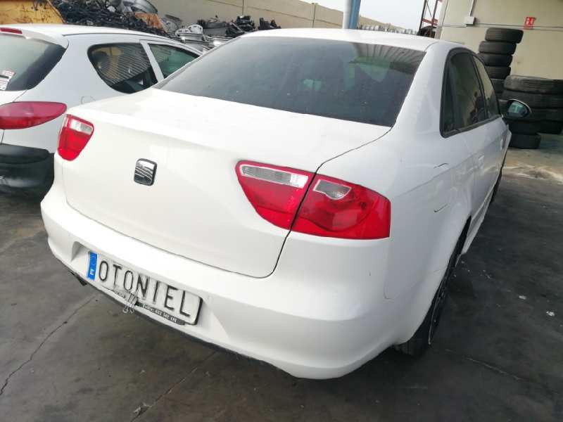 SEAT EXEO BERLINA (3R2)