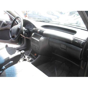 opel astra f berlina del año 1995