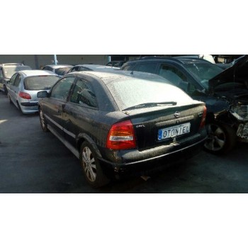 opel astra g berlina del año 2001