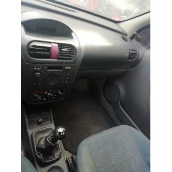 opel corsa c del año 2002