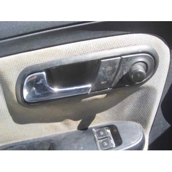 seat ibiza (6l1) del año 2002