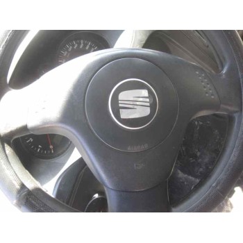 seat ibiza (6l1) del año 2002
