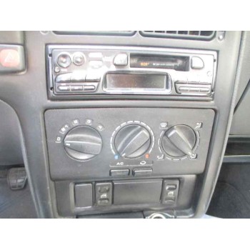 volkswagen polo berlina (6n1) del año 1999