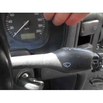 volkswagen polo berlina (6n1) del año 1999