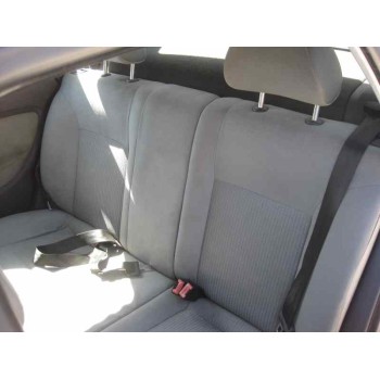 seat ibiza (6l1) del año 2002