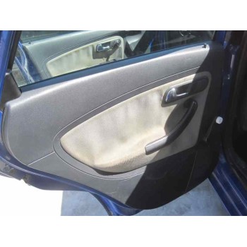 seat ibiza (6l1) del año 2002