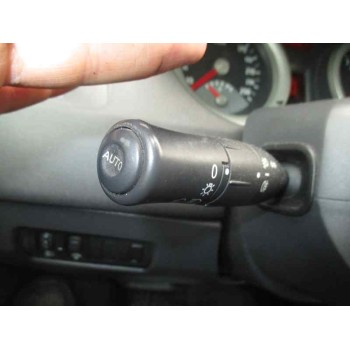 renault megane ii classic berlina del año 2004