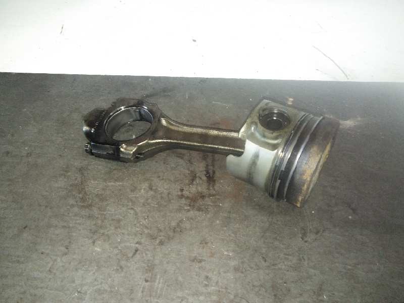 Recambio de piston para volkswagen t4 transporter/furgoneta (mod. 1991) caja cerrada economy referencia OEM IAM   