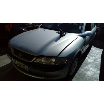 opel vectra b berlina del año 1999