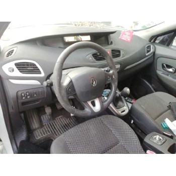 renault scenic iii del año 2011