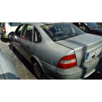 opel vectra b berlina del año 1999