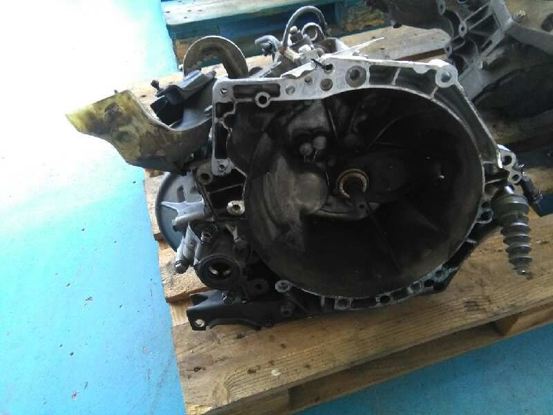 Recambio de caja cambios para peugeot 207 1.6 16v hdi referencia OEM IAM 20DP27 B 168.000KM 5V