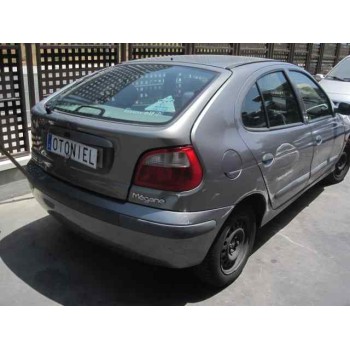 renault megane i fase 2 berlina (ba0) del año 2001