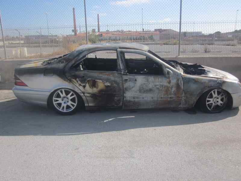 mercedes-benz clase s (w220) berlina del año 2000