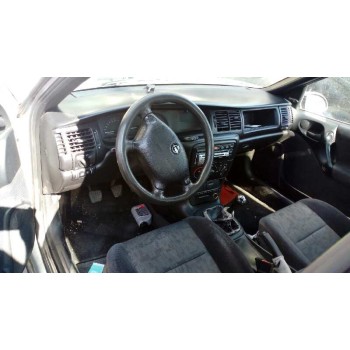 opel vectra b berlina del año 1999