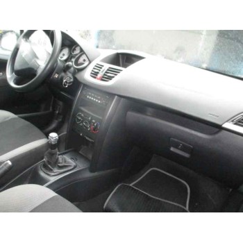 peugeot 207 del año 2006