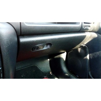 opel vectra b berlina del año 1999