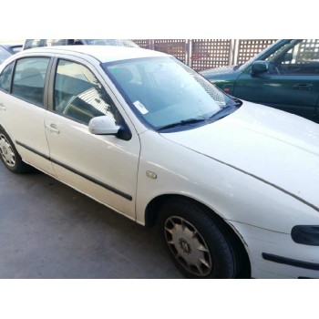 seat toledo (1m2) del año 2000