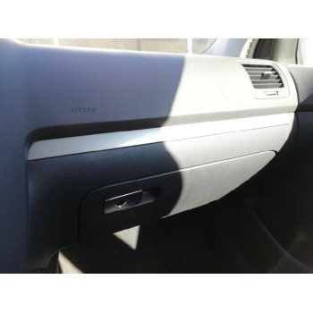 volkswagen golf v berlina (1k1) del año 2004