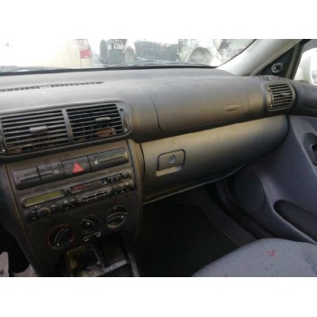 seat toledo (1m2) del año 2000