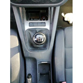 volkswagen golf v berlina (1k1) del año 2004