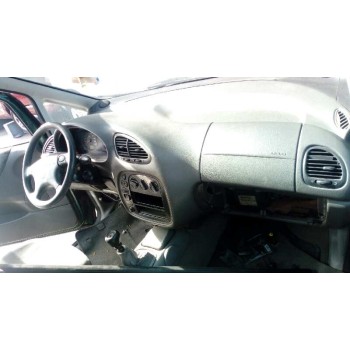 seat alhambra (7v8) del año 1998