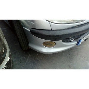 peugeot 206 berlina del año 2000