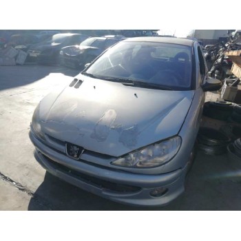 PEUGEOT 206 BERLINA