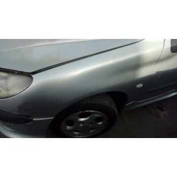 peugeot 206 berlina del año 2000