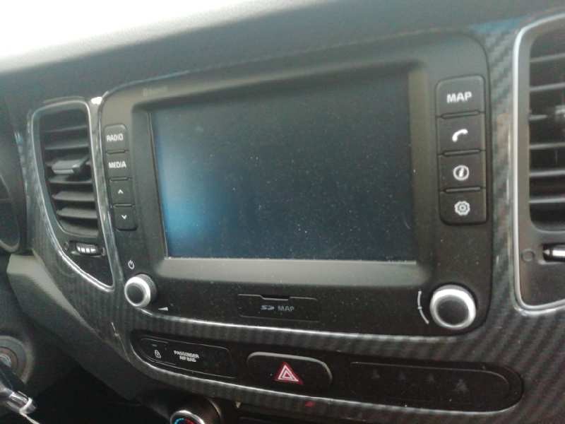 Recambio de sistema audio / radio cd para kia carens ( ) drive referencia OEM IAM   