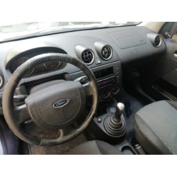 ford fiesta (cbk) del año 2004