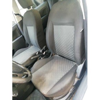 ford fiesta (cbk) del año 2004