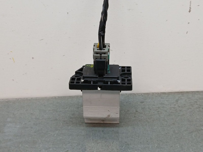 Recambio de resistencia calefaccion para mg zs luxury referencia OEM IAM asmcj40485 am205sz 3 cables