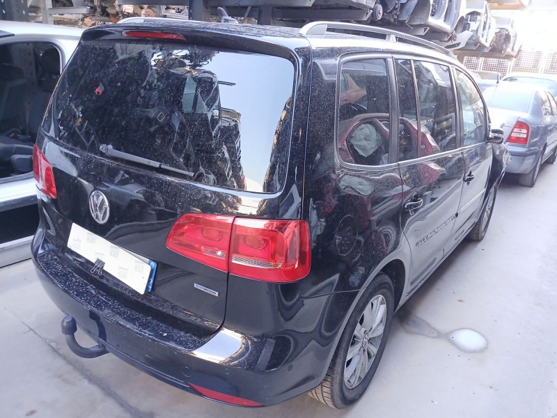 VOLKSWAGEN TOURAN (1T3)