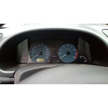 citroën xsara berlina del año 2000