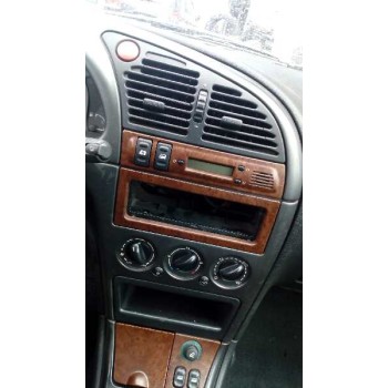 citroën xsara berlina del año 2000