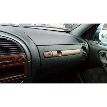 citroën xsara berlina del año 2000