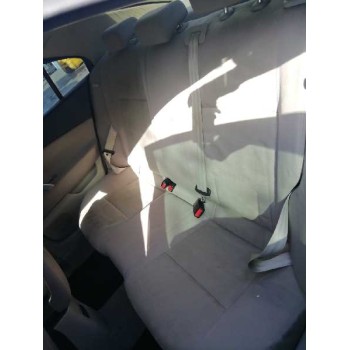 nissan primera berlina (p12) del año 2005