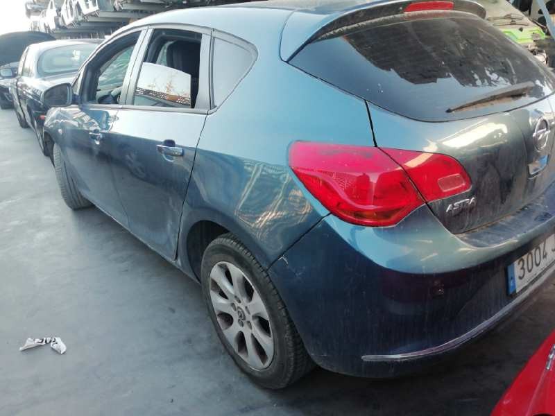 OPEL ASTRA J LIM.