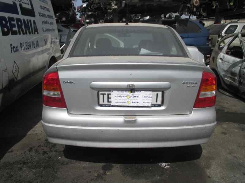 opel astra g berlina del año 1999