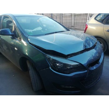 opel astra j lim. del año 2015