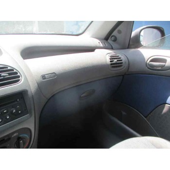 peugeot 206 berlina del año 2005