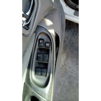 nissan almera (n16/e) del año 2000