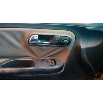 seat ibiza (6l1) del año 2004