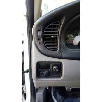 nissan almera (n16/e) del año 2000