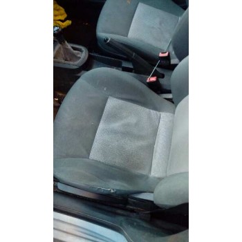 seat ibiza (6l1) del año 2004