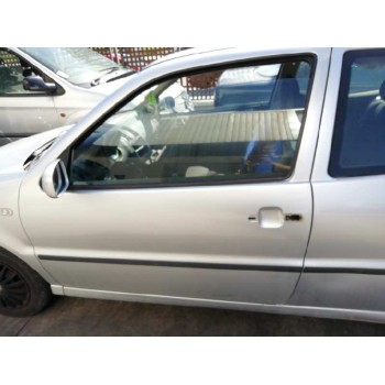 volkswagen polo berlina (6n2) del año 2000