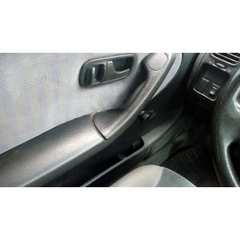 nissan primera berl./familiar (p10/w10) del año 1995