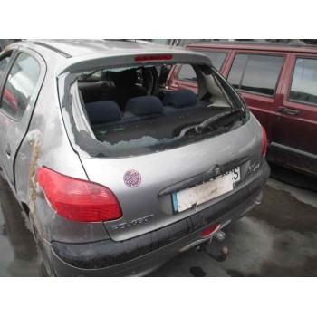 peugeot 206 berlina del año 2002