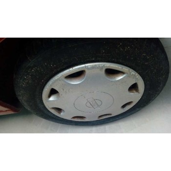 nissan primera berl./familiar (p10/w10) del año 1995